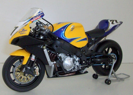 Minichamps 1/12 Scale - 122 052271 Suzuki GSX-R 1000 Alstare Corona Kagayama WSB