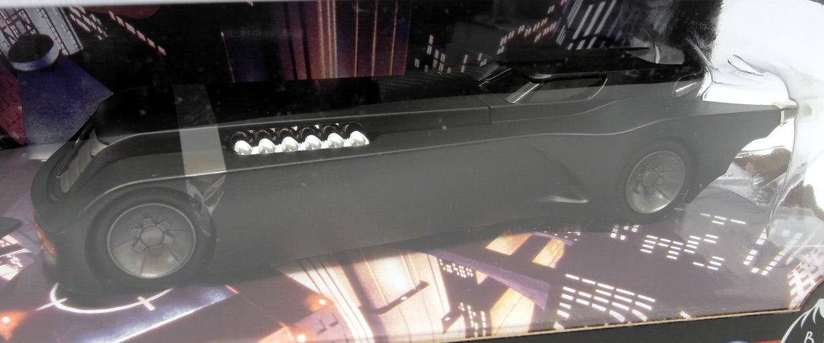 Jada 1/24 Scale 30916 - Batman and Batmobile DC Comics Animated