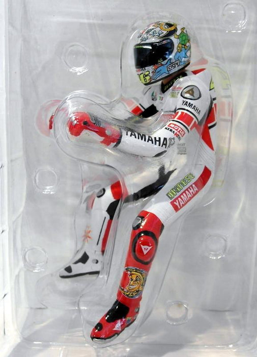 Minichamps 1/12 Scale Diecast - 312 050086 Valentino Rossi Sitting Moto GP 2005