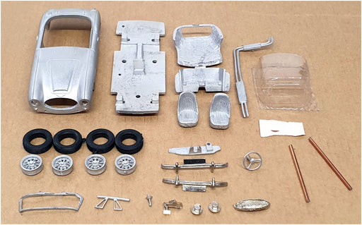 K&R Replicas 1/43 Scale Unbuilt Kit KR103H - Austin Healey 3000 Mk3 Phase I