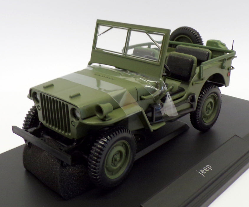 Norev 1/18 Scale Model Car 189013 - 1942 Jeep - Green