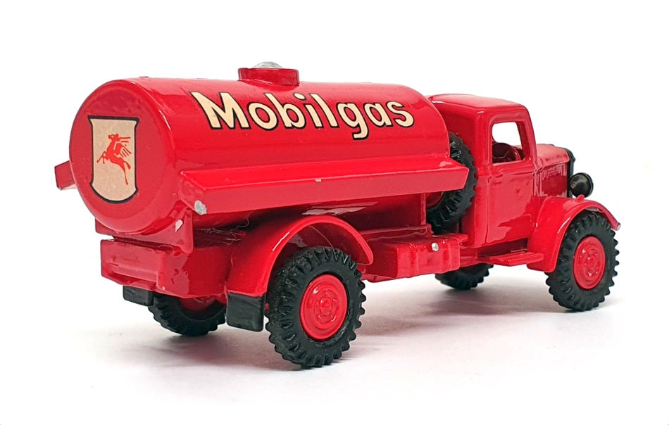 B&B Models 1/60 Scale No.92A/3 - Bedford 350 Gallon Petrol Tanker - Mobilgas