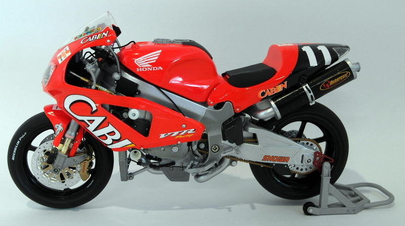 Minichamps 1/12 Scale Diecast 122 011446 Honda VTR 1000 Rossi Edwards Suzuka 01