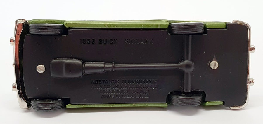 Nostalgic Miniatures 1/43 Scale Model Car NM01G - 1953 Buick Skylark - Green