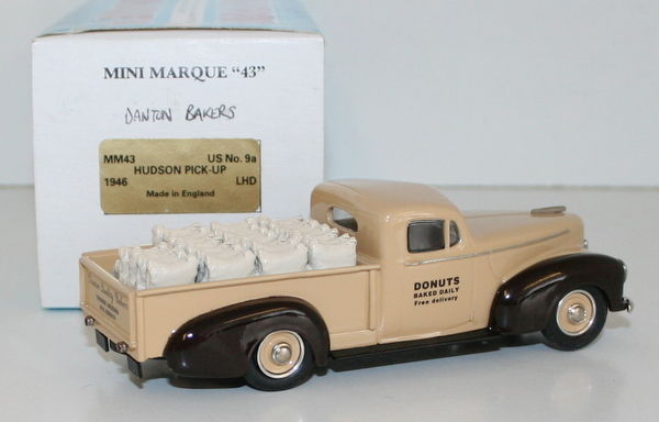 MINIMARQUE 1/43 US9A - 1946 HUDSON PICK-UP - DONUTS BAKED DAILY