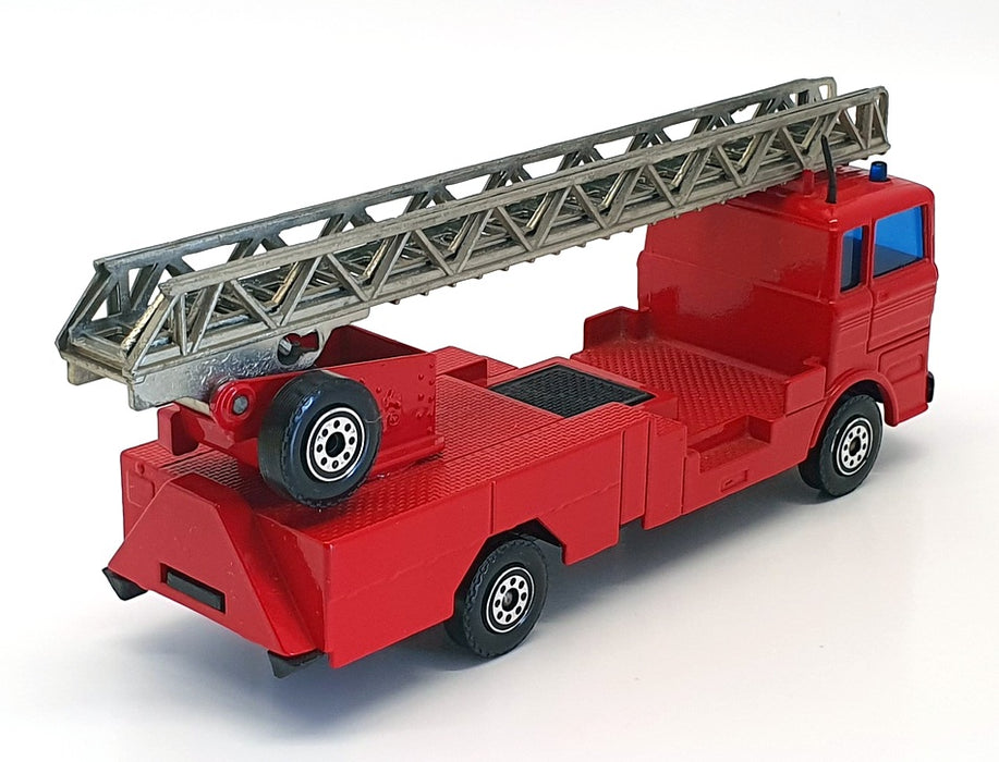 Solido Appx 17cm Long Diecast 361 - Mecedes Benz Fire Engine - Red