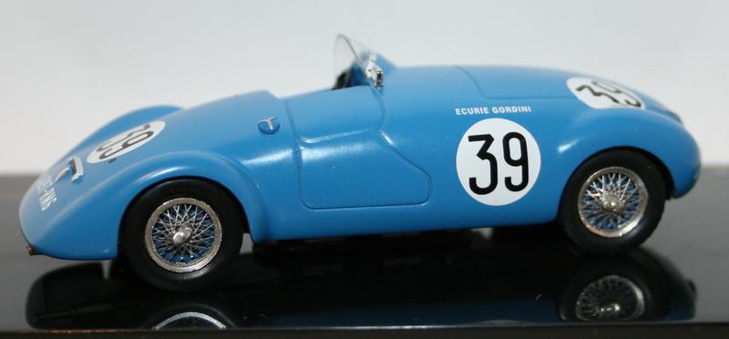Ixo 1/43 Scale - LMC130 - Simca Huit Gordini / Scaron #39 Le Mans 1939