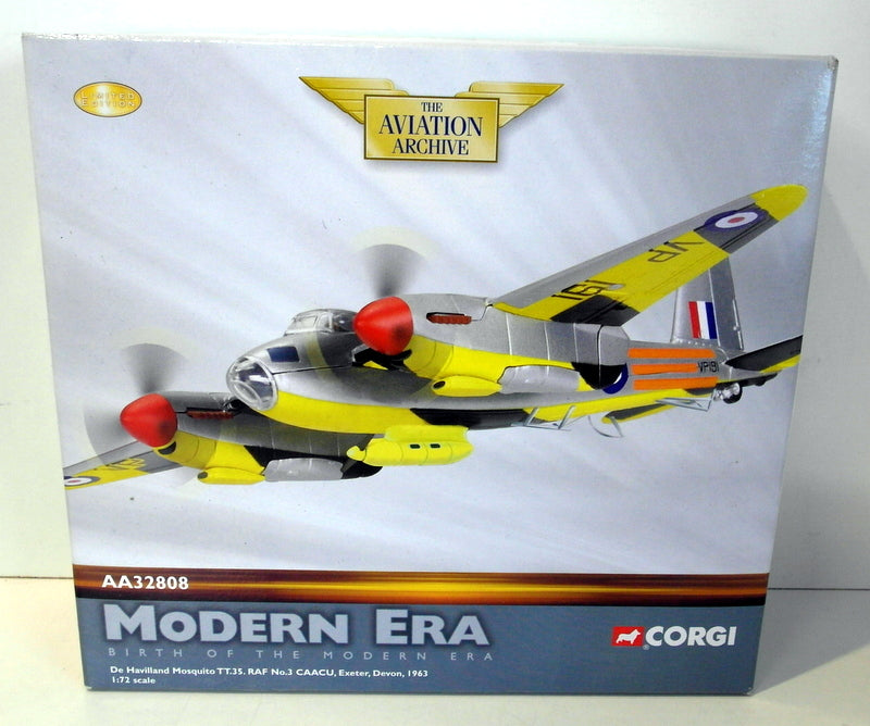 Corgi 1/72 AA32808 De Havilland Mosquito TT.35 RAF No.3 1963