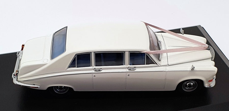 Oxford Diecast 1/43 Scale DS001W - Daimler DS420 Wedding Car - White