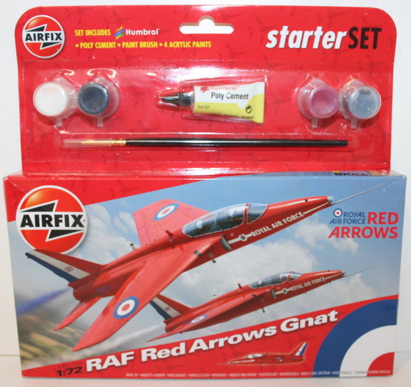 Airfix 1/72 Scale A55105 - RAF Red Arrows Gnat - Starter Set
