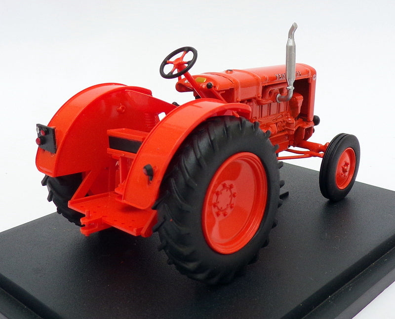 Hachette 1/43 Scale Model Tractor HT121 - 1956 Vendeuvre Super GG70 - Orange