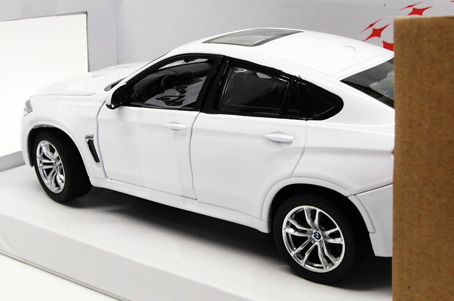 Rastar 1/24 Scale Diecast Model Car 56600 - BMW X6M - White