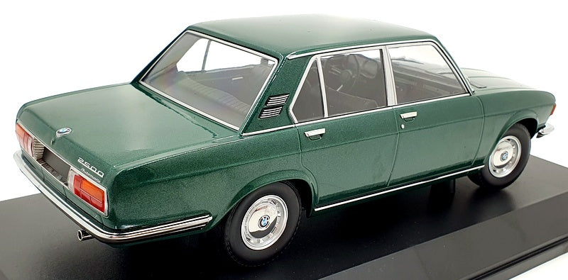 Minichamps 1/18 Scale 155 029201 - BMW 2500 1968 - Metallic Green