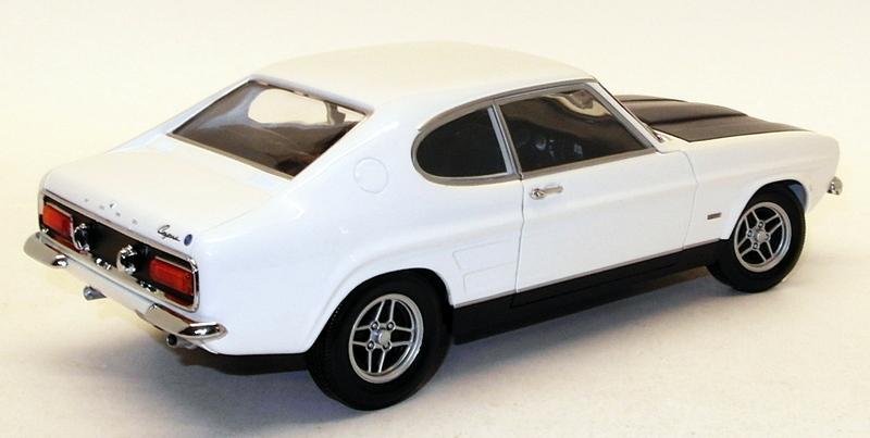 Minichamps 1/18 Scale Model 150 089078 - 1970 Ford Capri I RS 2600 - White/Black