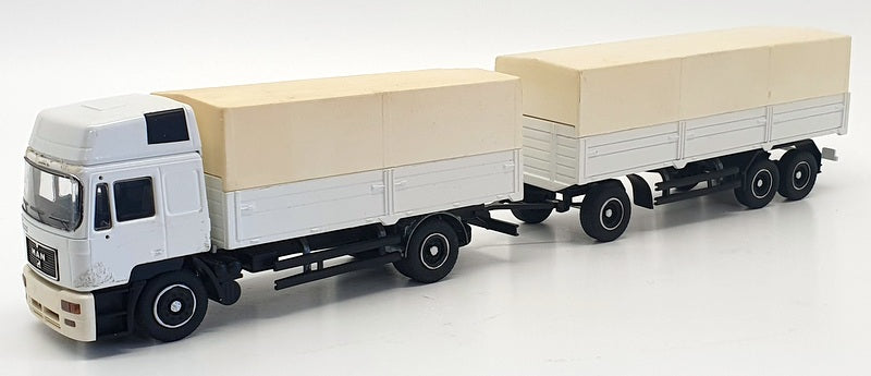 Conrad 1/50 Scale - Mat103 - MAN F2000 Covered Truck & Trailer - White
