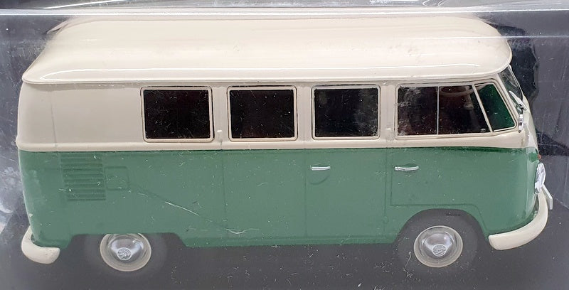 Altaya 1/24 Scale Model Car 1901IR2 - 1960 Volkswagen T1 - Green/White