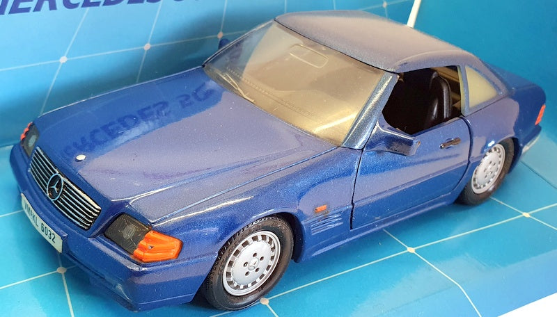 Corgi 1/24 Scale Model Car 94615 - Mercedes Benz - Blue