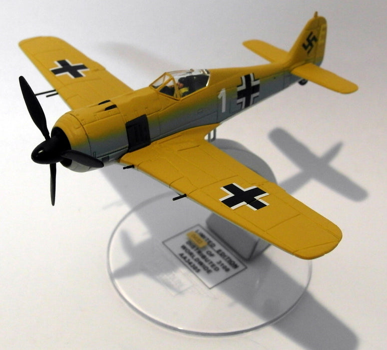Corgi 1/72 Scale diecast AA34305 FW-190A-4 SG2 Tunisia 1943