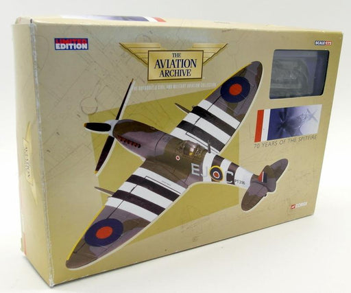 Corgi 1/72 Scale diecast AA31921 Spitfire PT396/EJ-C OC Tagmere Wing + Merlin