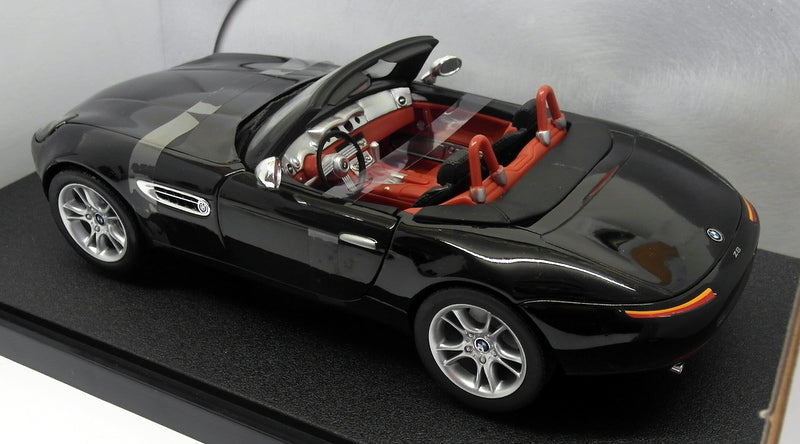 Hot Wheels 1/18 Scale - 54576 BMW Z8 Roadster - Black