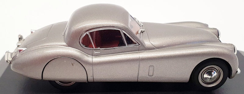 Atlas Editions 1/43 Scale Model Car 4 641 126 - Jaguar Xk 120 - Silver