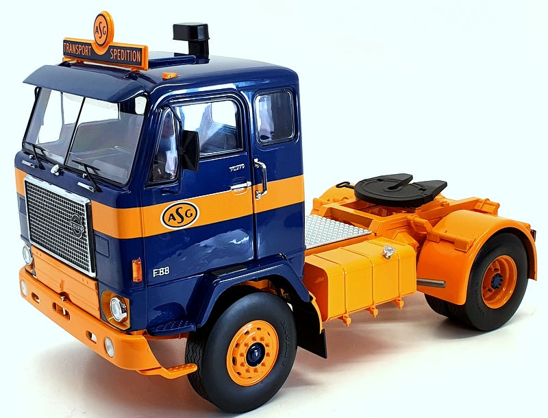 Model Car 1/18 Scale Model Truck MCG18140 - 1971 Volvo F88 Tractor Truck 2 Assi
