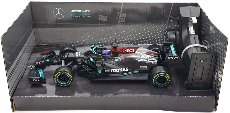 Maisto Tech 82355 1/24 Scale R/C 2.4GHz - Mercedes-AMG F1 W12 E L.Hamilton #44