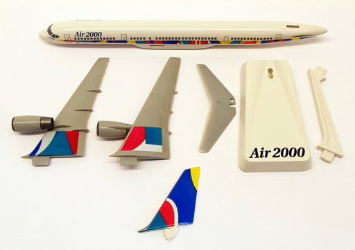 Unbranded Appx 18cm Long Snap Together Model U320 - Boeing 757