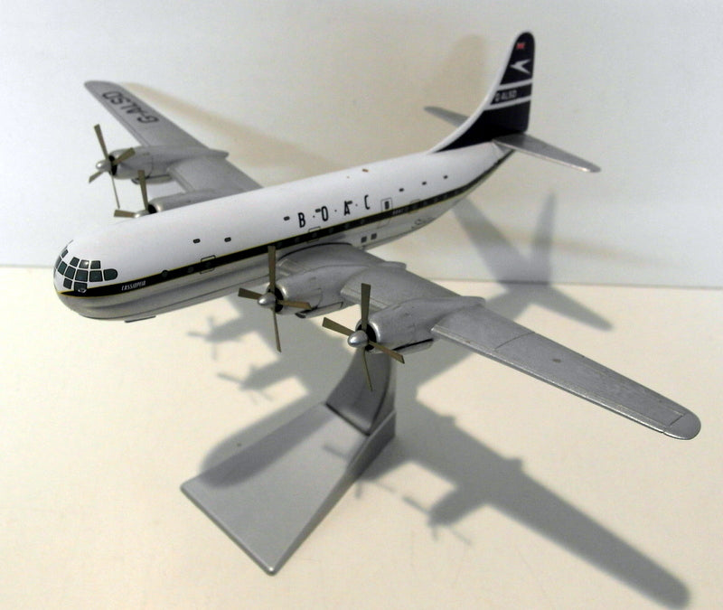 Corgi 1/144 Scale Diecast - 48105 Boeing 377 Stratocrusier of BOAC