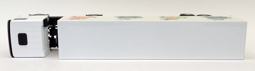 Lion Toys 1/50 Scale Diecast #36 - DAF 95 XF Truck & Trailer - Tic Tac