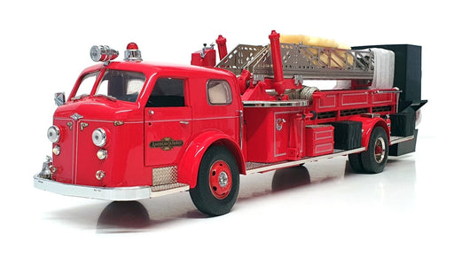 Franklin Mint 1/32 Scale R21TF73 - American La France Series 700 Fire Engine Red