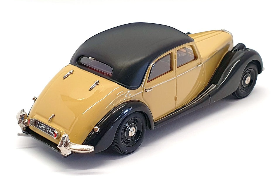 Crossway Models 1/43 Scale CMM10 - Riley RMB Saloon - Almond/Black