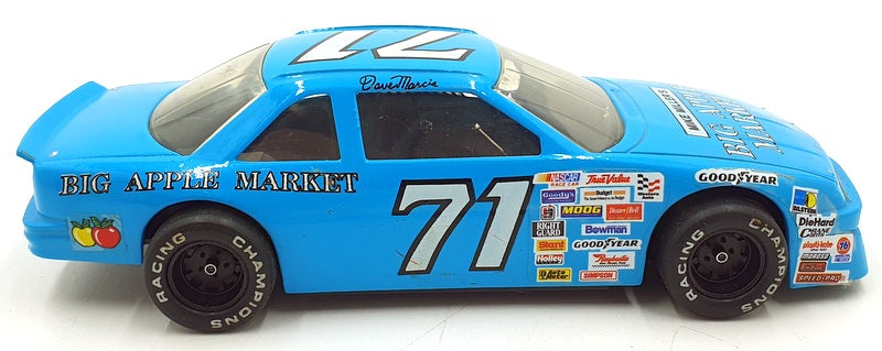 Racing Champions 1/24 Scale 09050 - Pontiac Big Apple Market D.Marcis #71