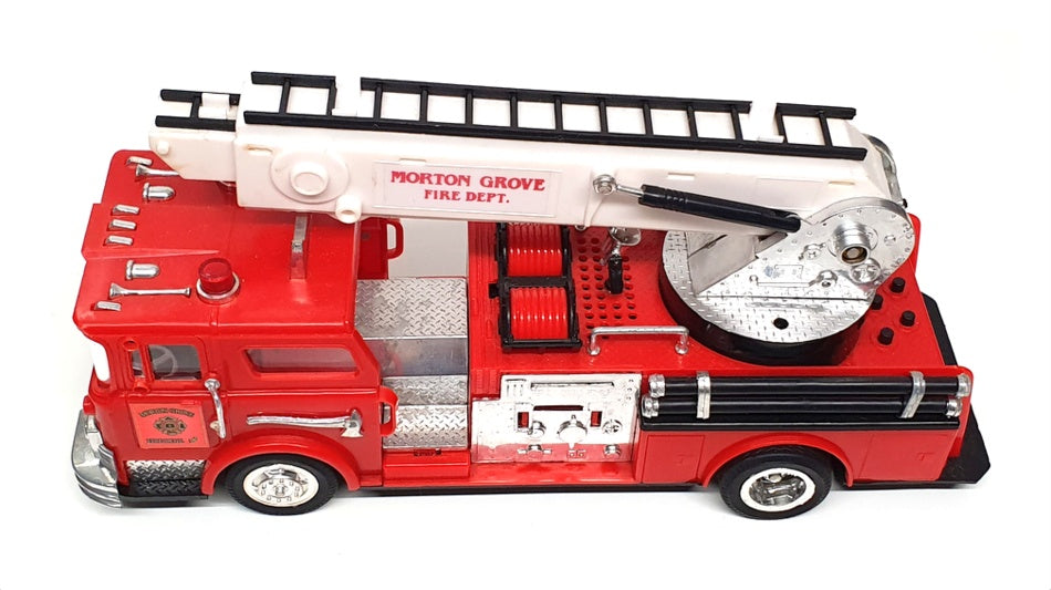 Unknown Brand Appx 30cm Long FE30 - Battery Operated Fire Engine