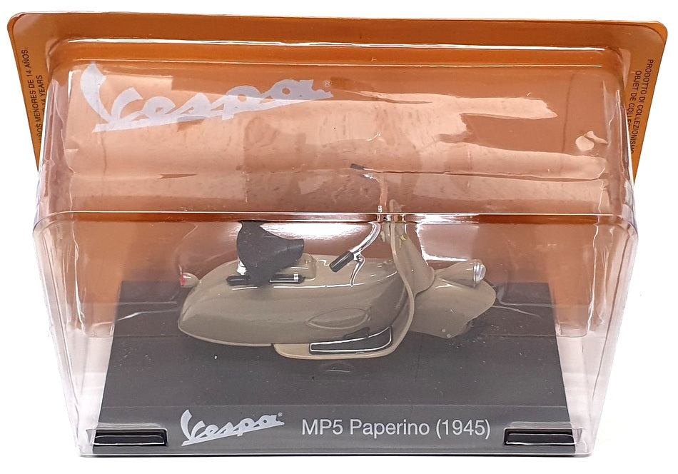 Altaya 1/18 Scale Diecast #26 - 1945 Piaggio Vespa MP5 Paperino - Fawn