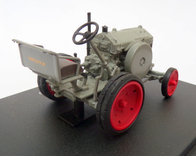 Hachette 1/43 Scale Model Tractor HT034 - 1929 Deutz MTZ 120 - Grey