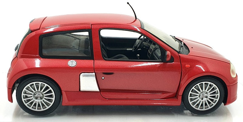 Universal Hobbies 1/18 Scale Diecast DC11222A - Renault Sport Clio V6 - Red