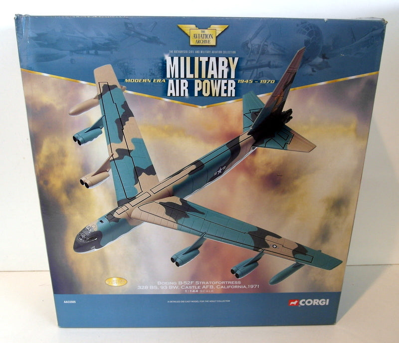 Corgi 1/144 AA33505 Boeing B-52F Stratofortress 328BS 93BW 1971