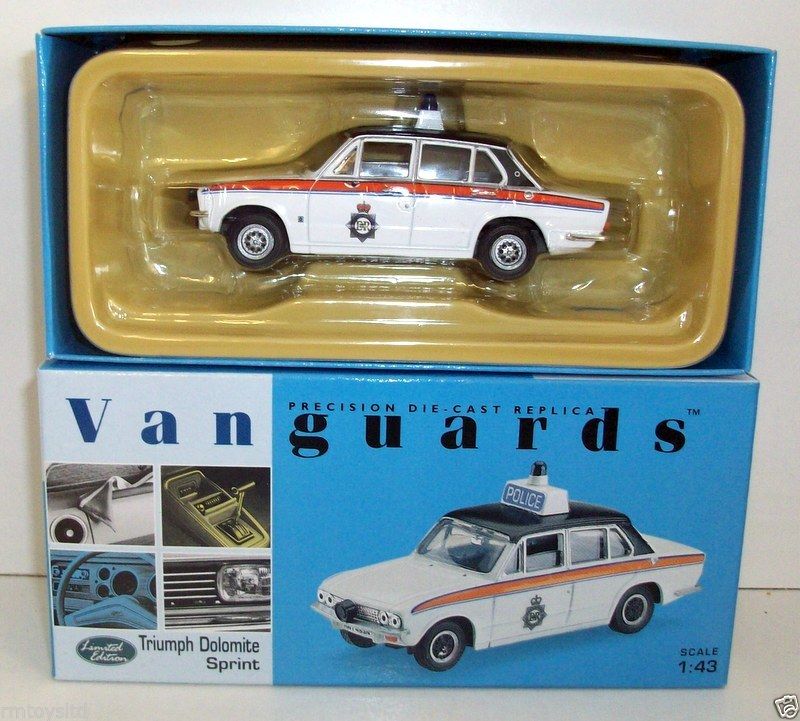 VANGUARDS 1/43 VA53002 TRIUMPH DOLOMITE SPRINT METROPOLITAN POLICE