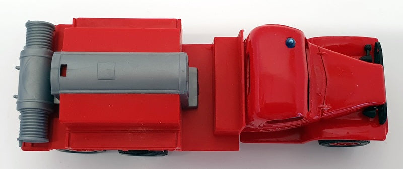 Solido 1/60 Scale Diecast 3115 - 1945 GMC CCKW353 Fire Engine Truck