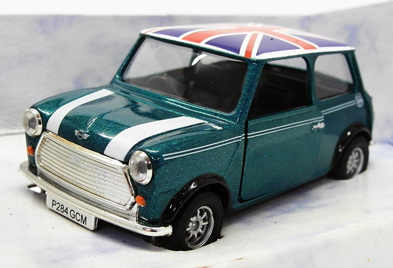 Corgi 1/36 Scale Model Car 04413 - Mini British Racing Green