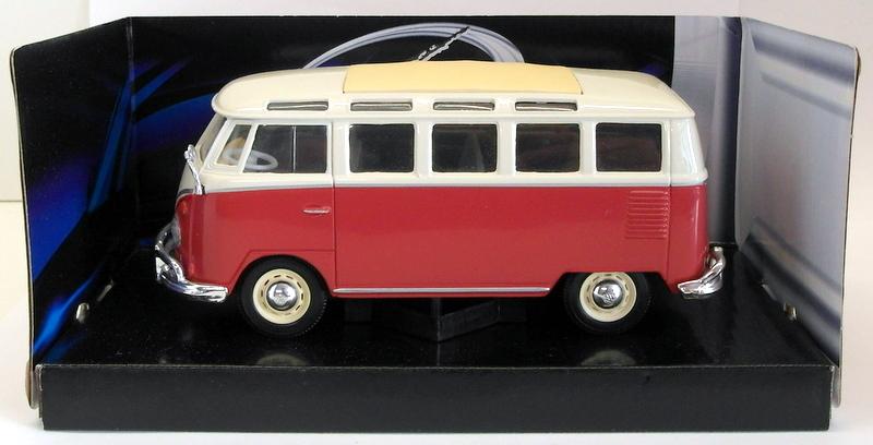 Maisto 1/25 Scale Van 31900 - Volkswagen Van Samba - Cream Red