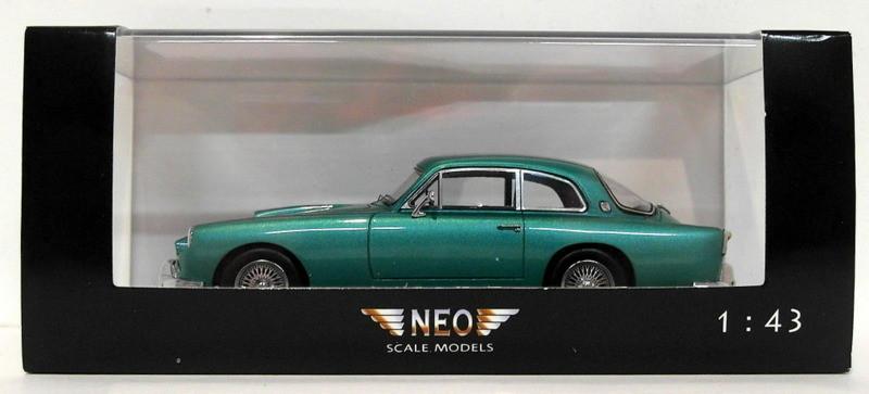 NEO 1/43 Scale Resin Model NEO45015 - AC Greyhound - Green