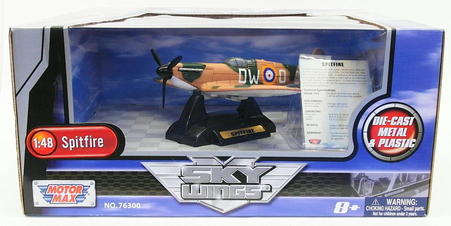 Motormax 1/48 Scale Aircraft 76300 - Spitfire