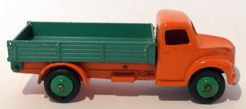 Vintage Dinky 414 - Rear Tipping Wagon - Orange Green