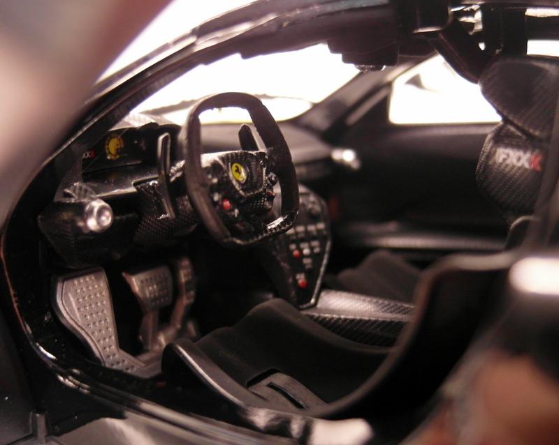 Burago 1/18 Scale Diecast - 18-16907B Ferrari FXX K Black Yellow Model Supercar