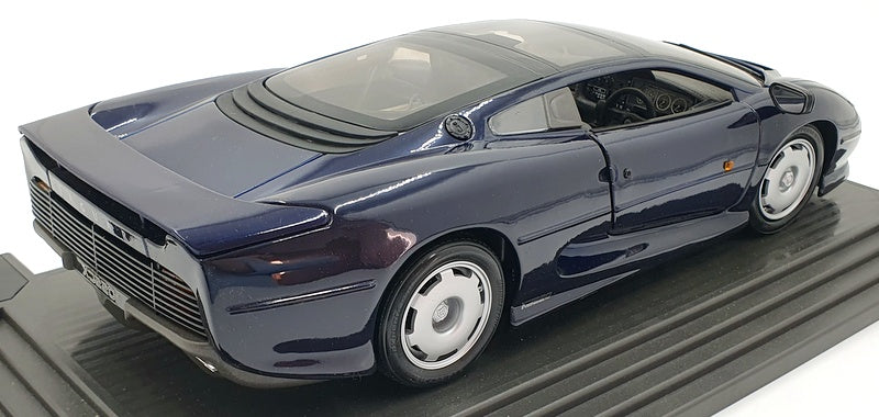 Maisto 1/12 Scale Diecast 33201 - 1992 Jaguar XJ220 - Dark Blue