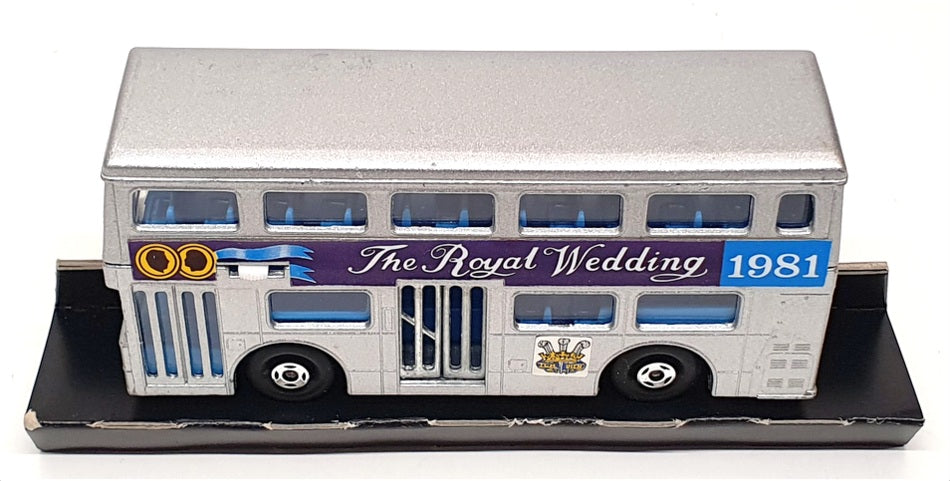 Matchbox Appx 12cm Long Diecast KRW-15 - The Londoner Bus Royal Wedding 1981