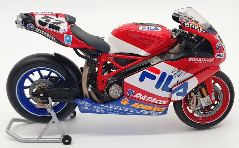 Minichamps 1/12 Scale Motorcycle 122 040252 - Ducati 998F FO4 WSB 2004