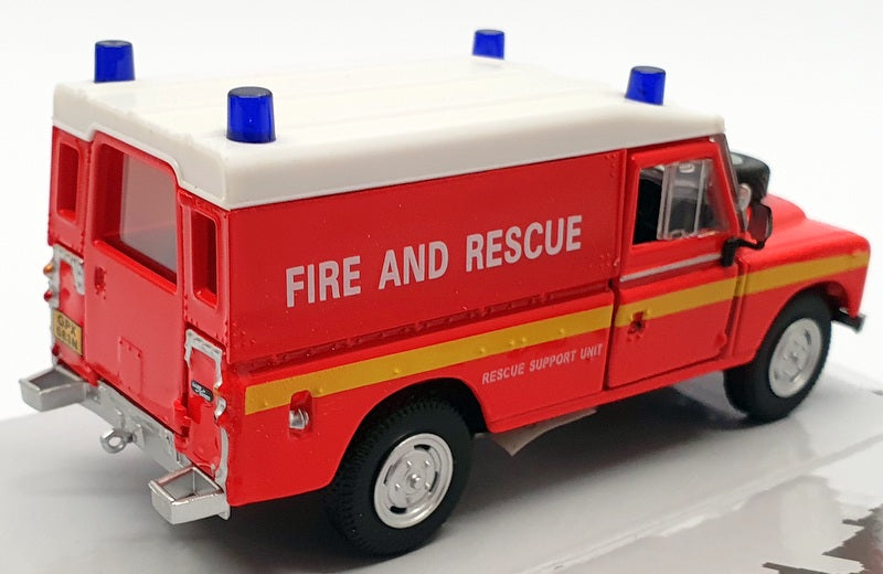 Cararama 1/43 Model 553940 - Land Rover Series 3 109 Hard Top Fire & Rescue